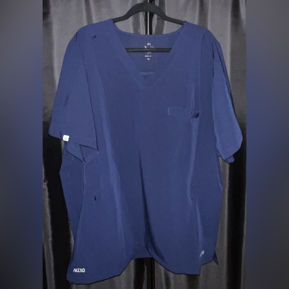 NWT Akeso Scrub Top Navy Blue V-neck w/zipper pockets